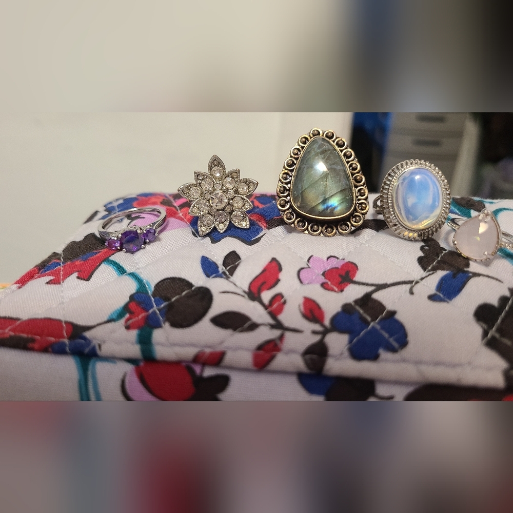 Elegant Multi-Stone Ring Set - image 2